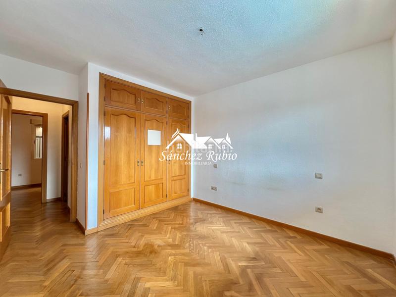 Foto 8d851a27-2673-477d-aada-a9c1f765806c. Appartamento in calle la pedriza 6 in Casco Antiguo Torrelodones