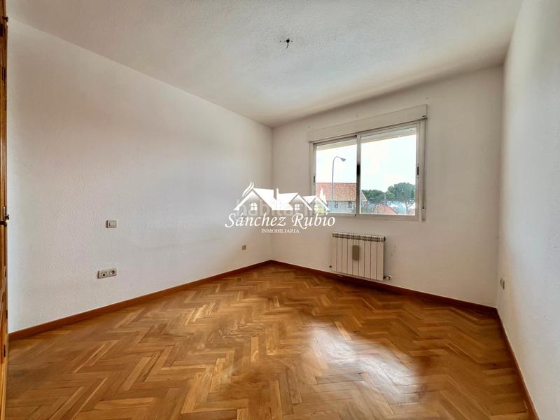 Foto 9d10fbbd-1791-4dde-9fb0-1fbbf775c3c2. Appartamento in calle la pedriza 6 in Casco Antiguo Torrelodones