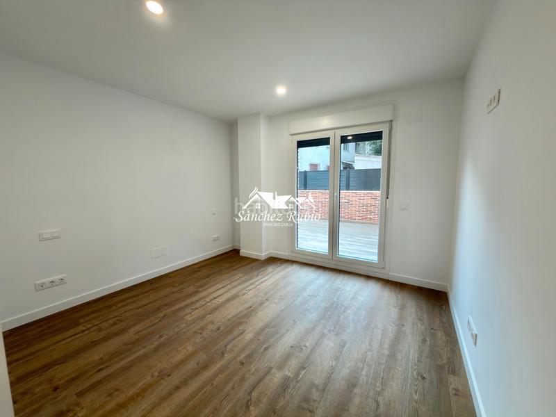 Foto 26c685a4-40ea-4357-9307-a90db8d8029a. Rent flat in calle de las matas 1 in Casa Amarilla Galapagar