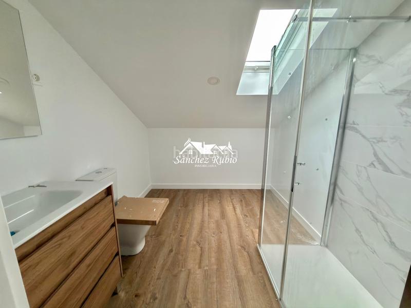 Foto 48862a91-e9f0-4832-b52e-d1eb2becea4b. Lloguer dúplex a calle de las matas 1 a Casa Amarilla Galapagar