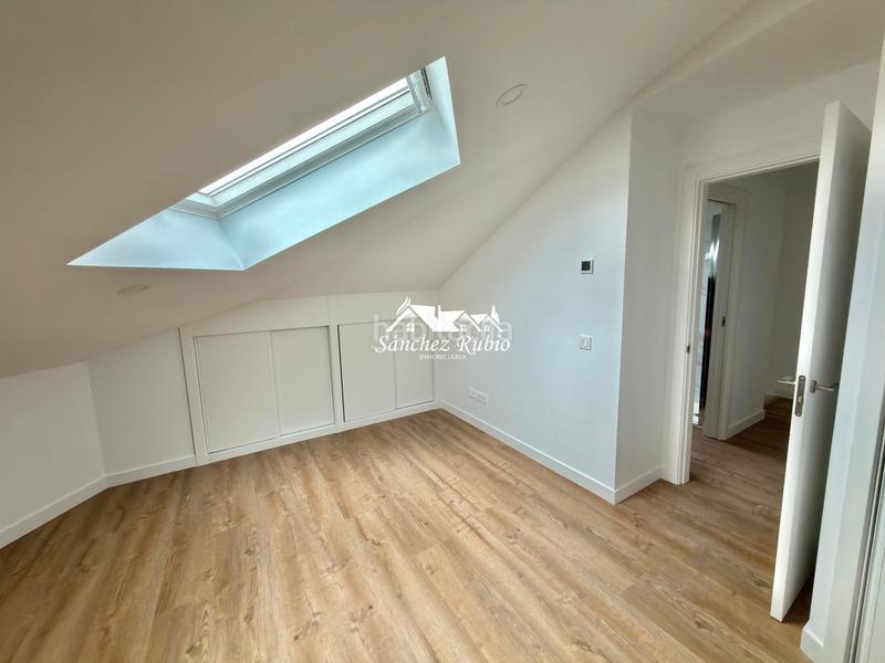 Foto 7704450a-f258-450f-b192-bd02e7f32678. Location duplex dans calle de las matas 1 dans Casa Amarilla Galapagar