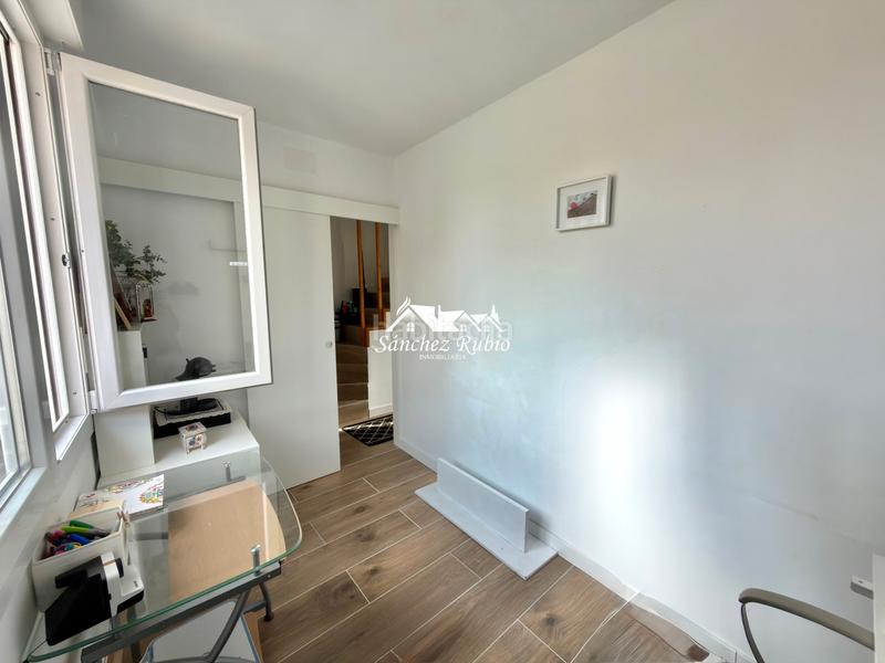 Foto 049888d8-4910-4a11-88d6-da990ad05465. Haus in calle principal 20 in Casa Amarilla Galapagar