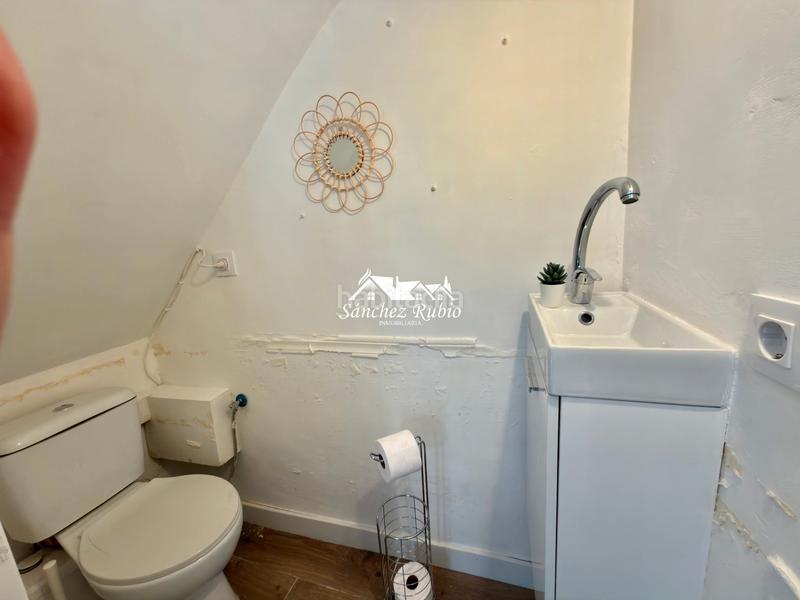 Foto 432ae6aa-2f0a-4e5e-8c2f-77fe10f72c93. Haus in calle principal 20 in Casa Amarilla Galapagar