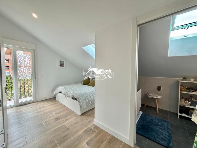 Foto 9d032240-176c-4b87-abd8-0da8c317dcb7. Haus in calle principal 20 in Casa Amarilla Galapagar