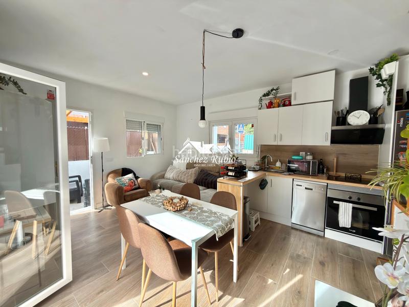 Foto a06b0ba9-d1c9-4800-a75c-94ac47ba4ea9. Haus in calle principal 20 in Casa Amarilla Galapagar