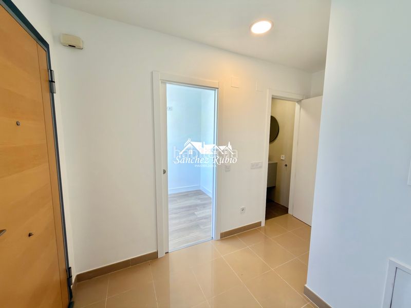 Foto 37a1dab9-8d2c-4e12-8ee4-ff9adde7ff5b. Casa adossada a avenida de Torrelodones 1 a Colonia Torrelodones