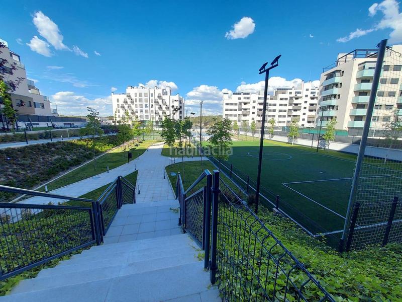 Foto 0ed2b5c5-2dba-4c21-8ec5-2b65c337ba98. Alquiler piso kasaurbana ofrece piso en alquiler en Valdemoro