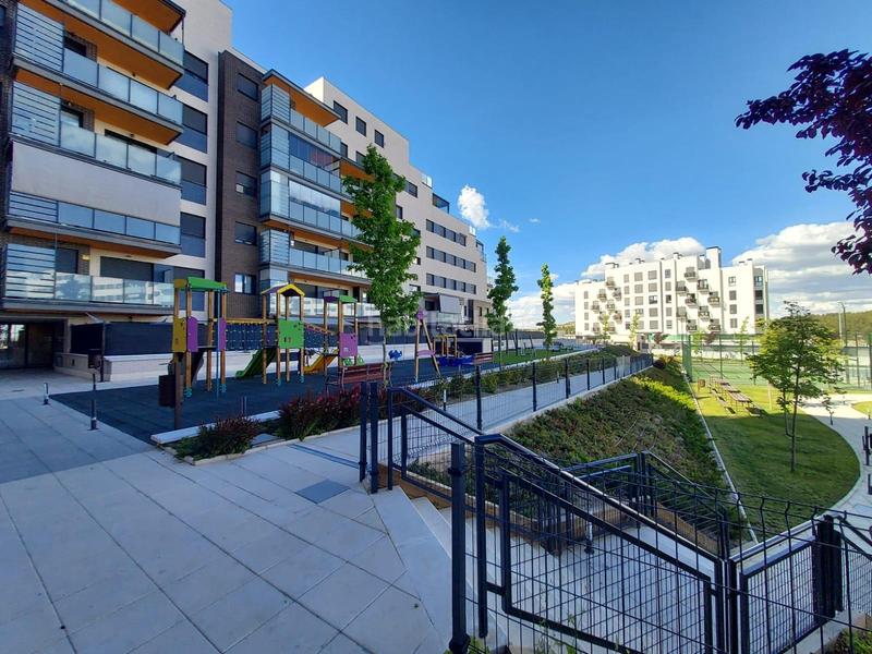 Foto 01a70fb1-24e0-42f8-88f2-430403ad352e. Miete etagenwohnung mit heizung parking pool in Estación Valdemoro