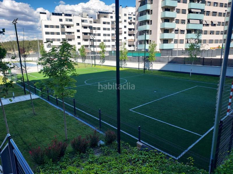 Foto 228c3f35-61e0-419f-8739-c82a2060fd90. Rent flat with heating parking pool in Estación Valdemoro
