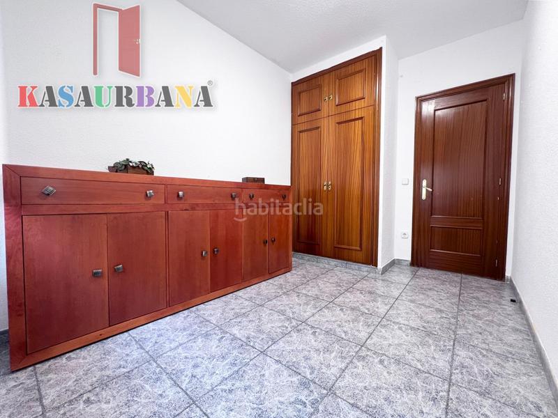 Foto aae2df88-3687-41f3-b459-0d538adc7f6c. Flat with heating parking in Centro Valdemoro