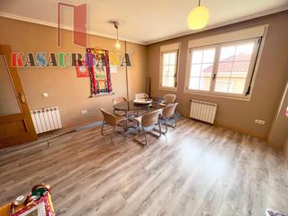 Dplex en Centro. Kasaurbana ofrece dplex en zona centro  valdemoro