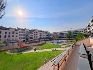 Pis a Hospital. Kasaurbana ofrece en venta piso en zona hospital  valdemoro