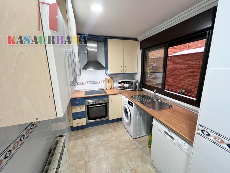 Foto a112d100-d0a7-4d0e-9b74-b9bf646ab2d7. Etagenwohnung mit heizung parking pool in El Quiñón Seseña