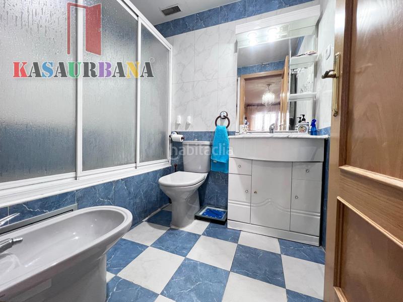 Foto 4ba7e999-4c34-4da7-924b-2b7623da9555. Semi detached house with heating parking pool in Centro Valdemoro