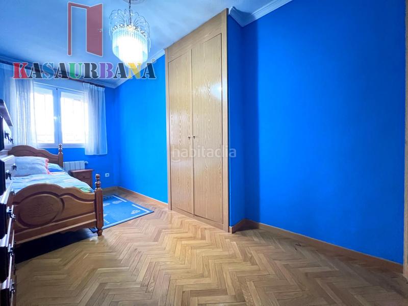 Foto 612bac33-5558-44d0-b7a0-00d2f7d1aec0. Semi detached house with heating parking pool in Centro Valdemoro