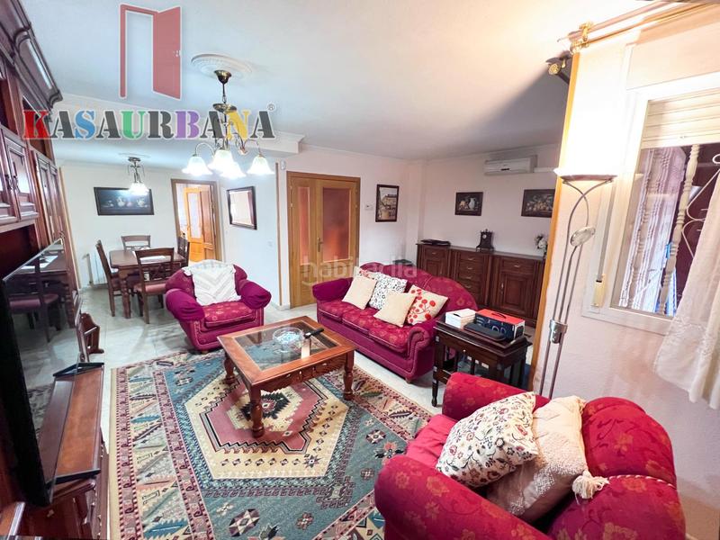 Foto deddbaea-90ae-45cc-bc55-a642ef5764e3. Semi detached house with heating parking pool in Centro Valdemoro