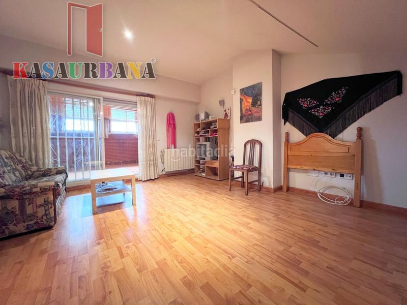 Foto f5ed80a3-e3b1-49ee-abed-23141316edd2. Semi detached house with heating parking pool in Centro Valdemoro