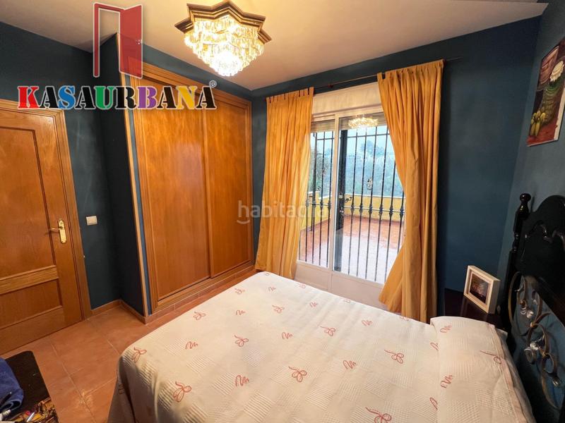 Foto 049de759-9b74-4595-be76-9780cf8b6e3e. Chalet kasaurbana ofrece en venta chalet independiente en Chinchón