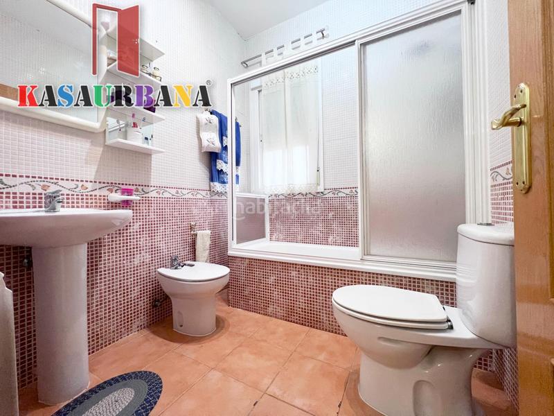 Foto 221e0140-a729-4f9d-8d2e-fd07e84bb945. Chalet kasaurbana ofrece en venta chalet independiente en Chinchón