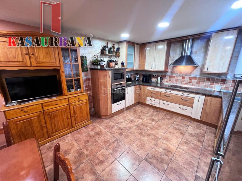 Foto 251adde2-50c1-46e5-a452-9ff9e5c4c6ad. Chalet kasaurbana ofrece en venta chalet independiente en Chinchón