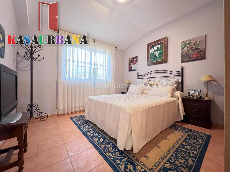 Foto 2be8a3d4-4a20-48e3-9434-cd4a89a75255. Chalet kasaurbana ofrece en venta chalet independiente en Chinchón