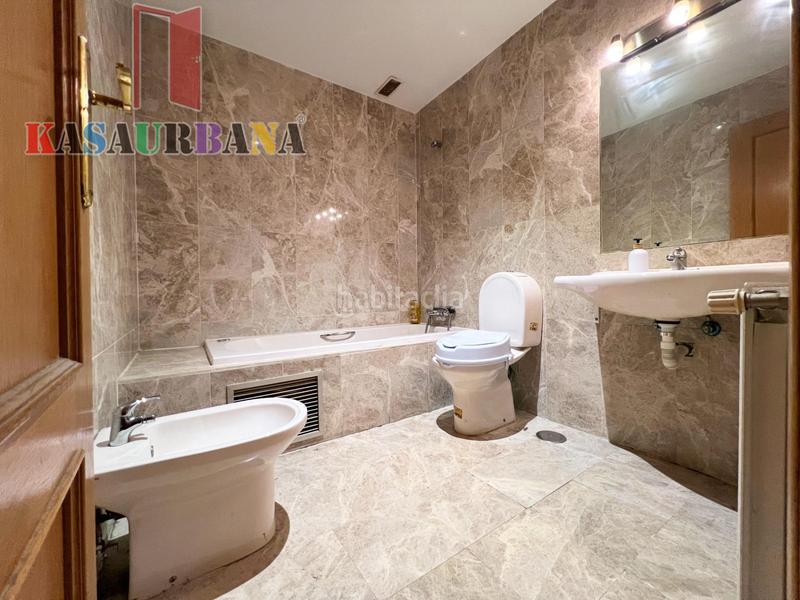 Foto 05ab2bf0-3475-4a29-bdf2-1885b8805637. Casa adossada amb calefacció aparcament a Hospital Valdemoro