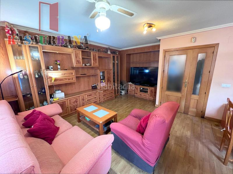 Foto ff2b0d25-8a3d-4ed6-88f5-1e8898310a46. Casa adossada amb calefacció aparcament a Hospital Valdemoro