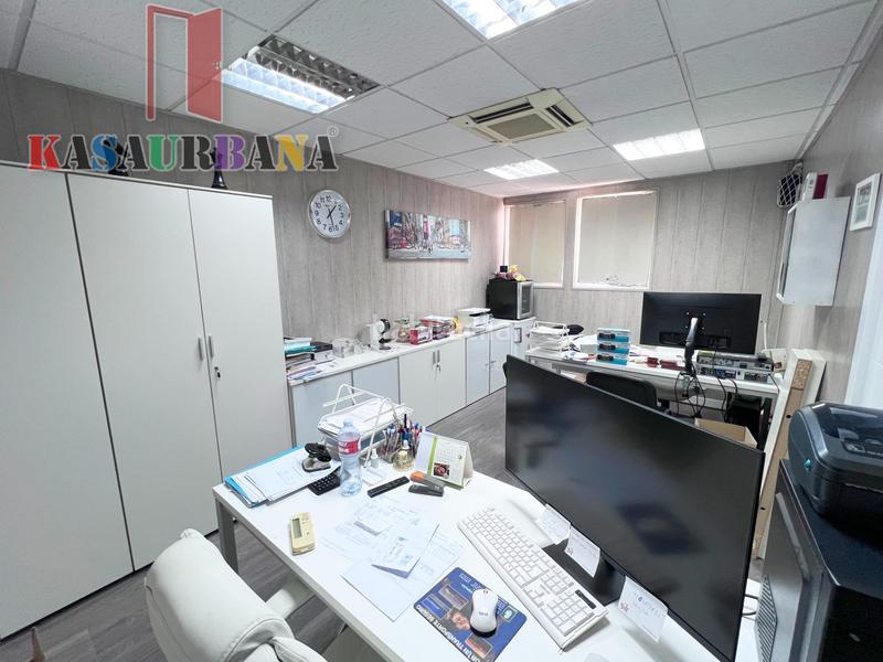 Foto 7031c6a3-9188-4831-942f-e4c04e293986. Fabrikhalle in Altos del Olivar-El Caracol Valdemoro