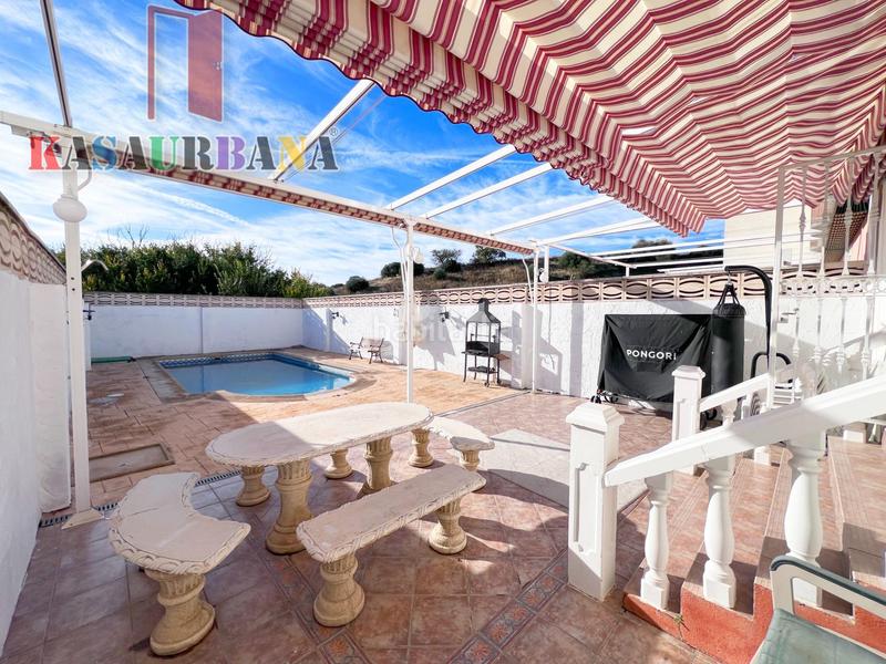 Foto 405da201-397d-4247-934d-532eabf01575. Semi detached house with heating parking pool in Yeles