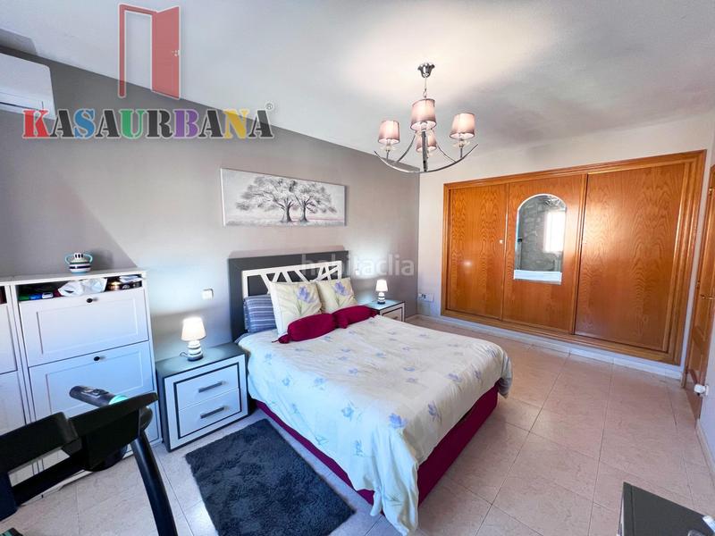 Foto 64f87cb3-141d-4125-af13-4f1353cab0a7. Semi detached house with heating parking pool in Yeles