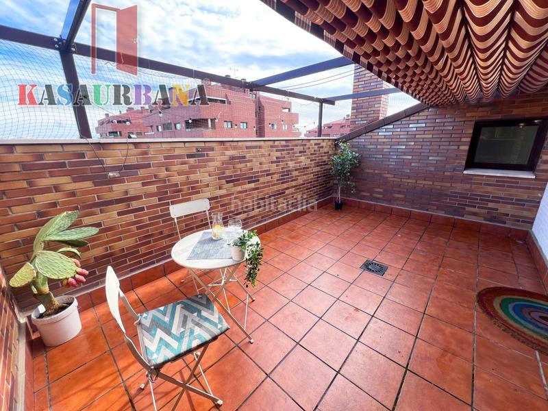 Foto 2239a13b-6de4-47f5-aedd-21c44d924dff. Attico con riscaldamento parcheggio piscina in El Quiñón Seseña