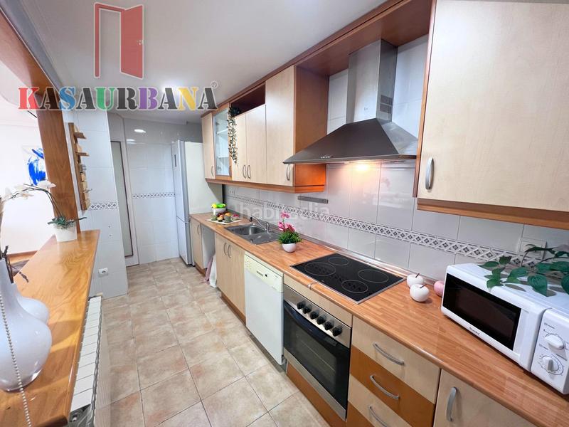 Foto 8c26cb52-68c4-4347-81e8-db88e6f95afb. Attico con riscaldamento parcheggio piscina in El Quiñón Seseña