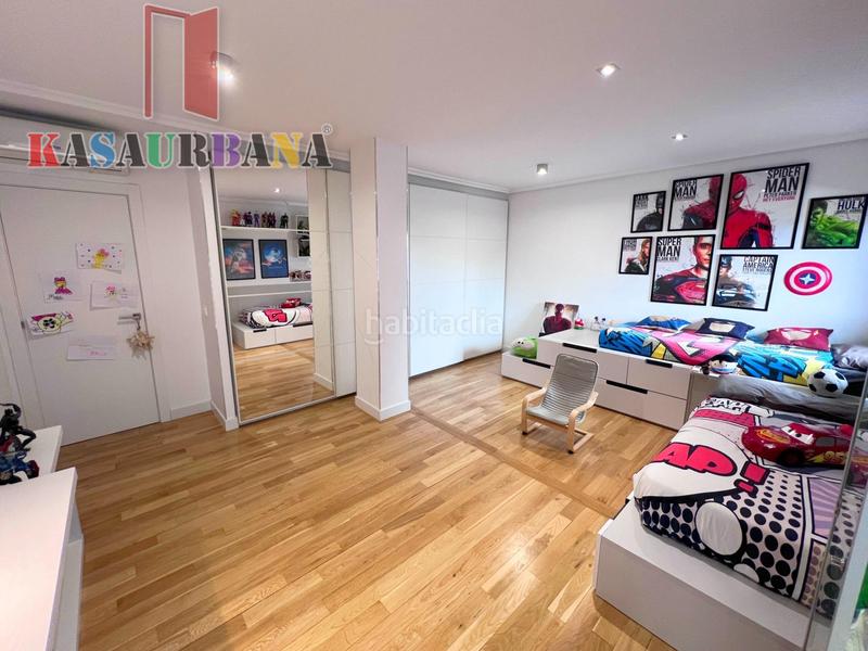 Foto 285c3ad6-0f9d-42fd-b0c5-ef520eaefeff. Dachwohnung mit heizung parking pool in El Quiñón Seseña