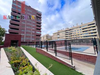 Ático en El Quiñón. Kasaurbana ofrece en venta ático en el quiñón