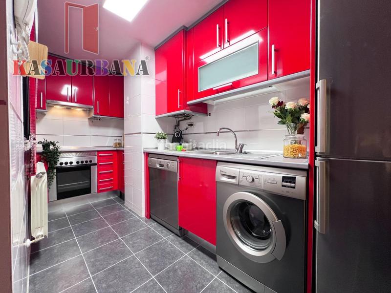 Foto 83f7fc11-778c-49e2-a584-ae605d6c540f. Flat with heating parking pool in Estación Valdemoro