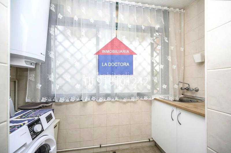 Foto 2c3353f8-a62d-4d6a-a2c0-21979c2be302. Casa adossada amb calefacció aparcament a Centro Navalcarnero