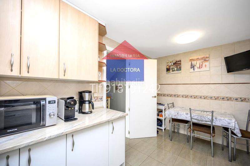 Foto 3d303a96-0406-46c9-bf1d-7a79e4ebff53. Casa adossada amb calefacció aparcament a Centro Navalcarnero