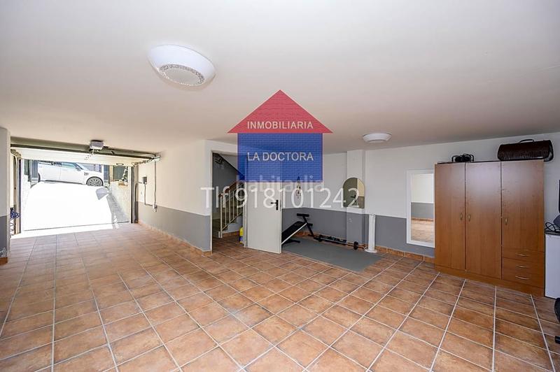 Foto 74d7d0ae-c7b4-495c-8bdd-7a7e0bf2e5f0. Casa adossada amb calefacció aparcament a Centro Navalcarnero