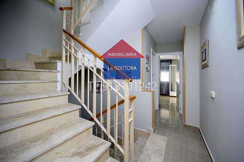 Foto c27b48c1-461e-4b53-92eb-77fa1a1cad4c. Casa adossada amb calefacció aparcament a Centro Navalcarnero