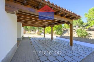 Fondo rustico in La Dehesa - El Pinar. Finca en el pinar de navalcarnero de 14 ha!!