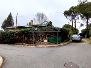 House in Robledo de Chavela. Chalet independiente en el pueblo!!