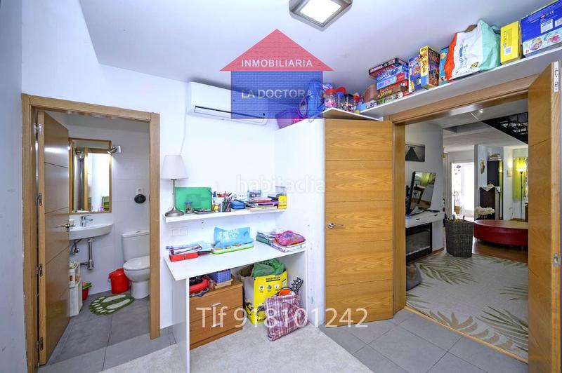 Foto 400b067b-40f0-4a17-a5d1-da265cc0f6f9. Casa a schiera con riscaldamento in Perales del Río Getafe