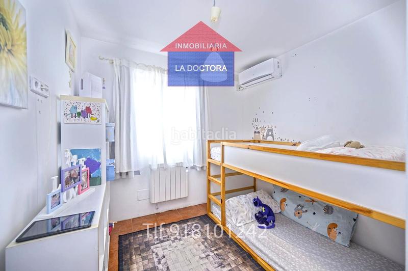 Foto 66b20887-557e-45e5-a900-bfd10ef6886f. Reihenhaus mit heizung in Perales del Río Getafe