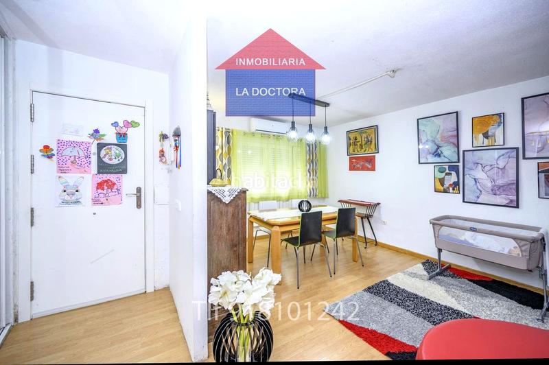 Foto 1813f82c-0a7d-4555-bf33-f847ce0127df. Semi detached house with heating in Perales del Río Getafe