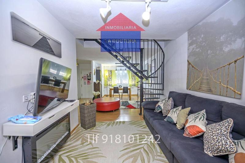 Foto efe94fba-c808-4bd9-b148-3a40ab7232d0. Semi detached house with heating in Perales del Río Getafe