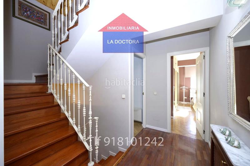 Foto 2802a419-71d9-4d3a-8510-d2bdcc601604. Maison jumelée avec chauffage piscine dans Estación Pozuelo de Alarcón