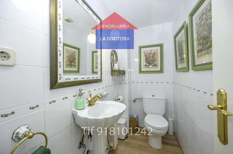 Foto 3c5a2f4e-7b91-422b-bd7e-d0aa7aefd5b1. Maison jumelée avec chauffage piscine dans Estación Pozuelo de Alarcón