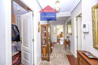 Casa adossada  Sil. Chalet en la zona de la estación!!