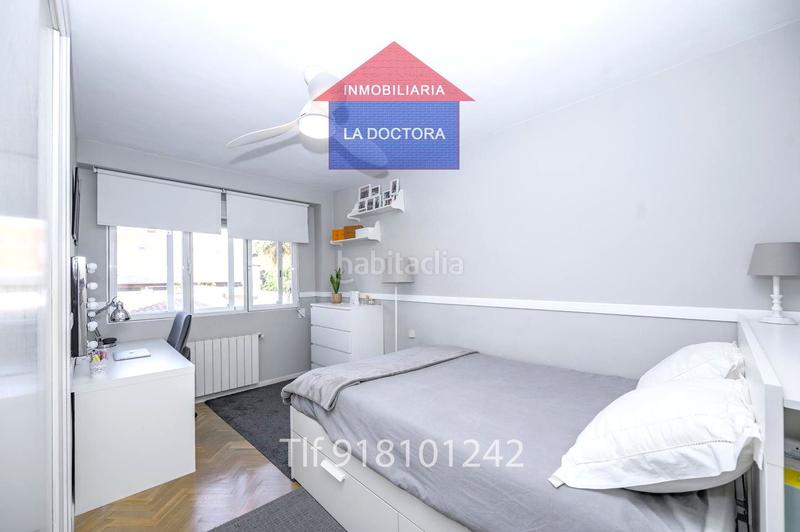 Foto e2e34cab-789d-477c-bc31-13443c19e55a. Maison jumelée avec chauffage piscine dans Estación Pozuelo de Alarcón