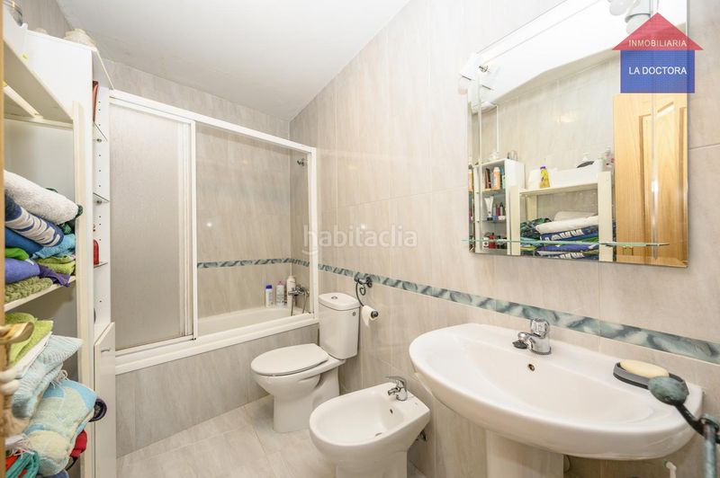 Foto 06f18057-48b4-4673-87fb-6ea27c8f526f. Pis amb calefacció aparcament a Valmojado